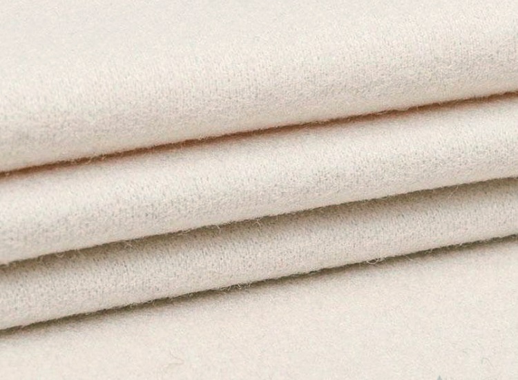 Пальтовая ткань / Драп однотонный150см цвет белый 60% п/э, 40%шер.